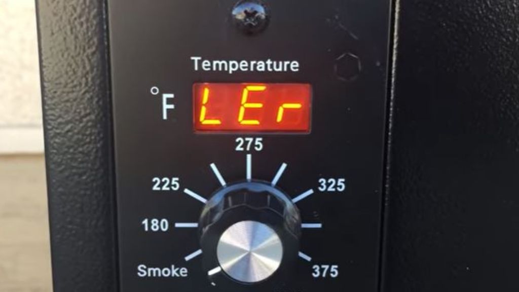 traeger grill displays show error message LEr