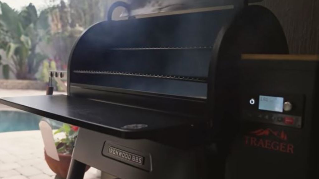 traeger smoking but not getting hot