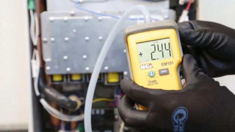 Rheem Tankless Water Heater Code 14 [Why+ How To Fix] - FireplaceHubs