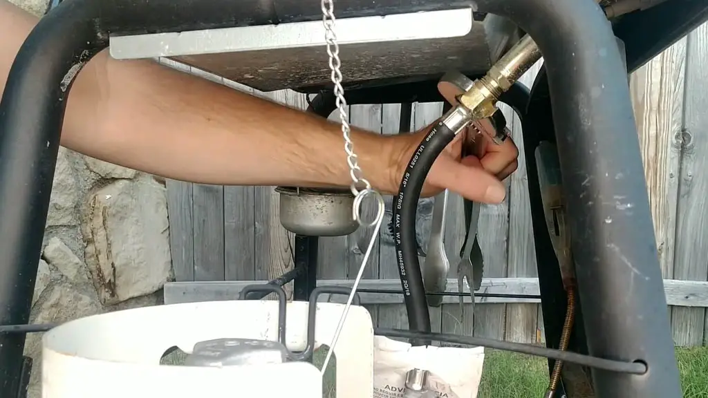 replacement of gas regulator in char broil grill