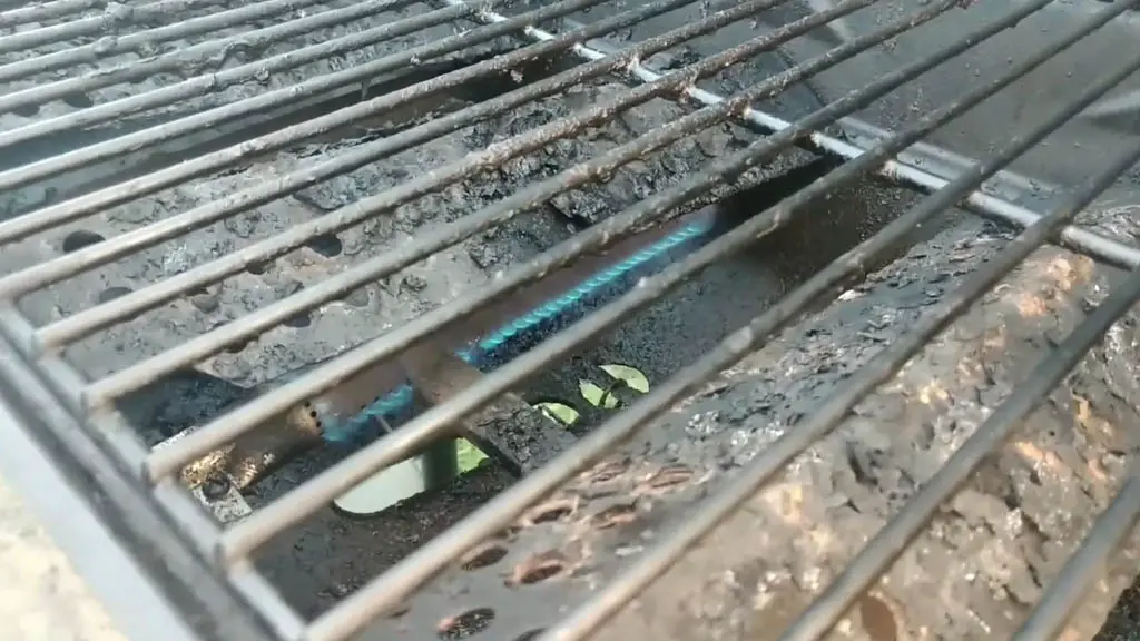 dirty burner in char broil grill