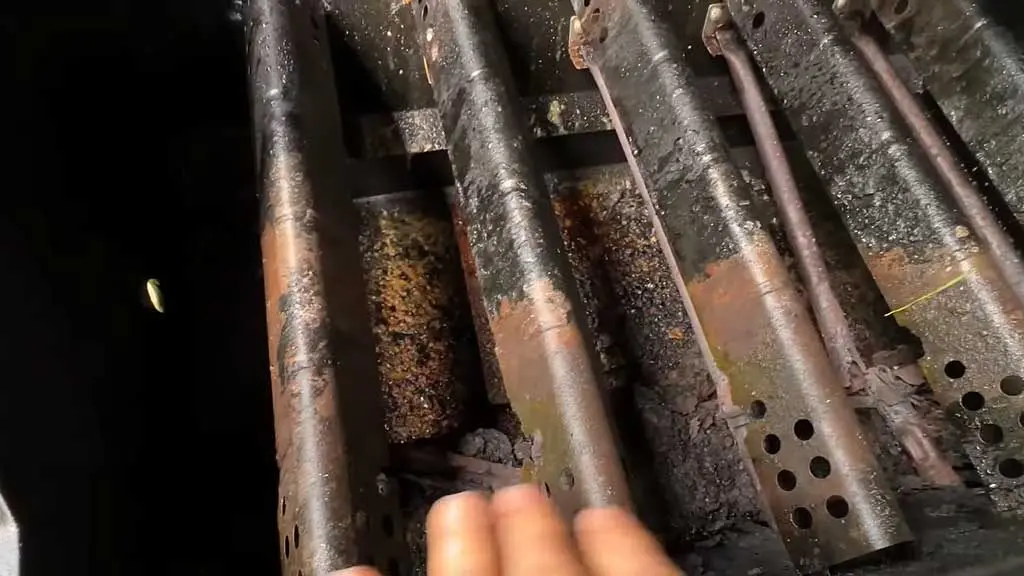 dirty burner of char broil grill